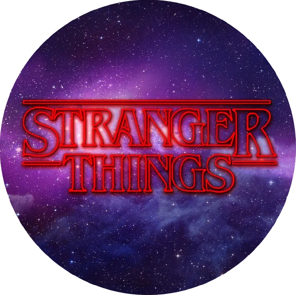Stranger Things – logo ve vesmíru – jedlý obrázek na dort – jedlý obrázek na dort