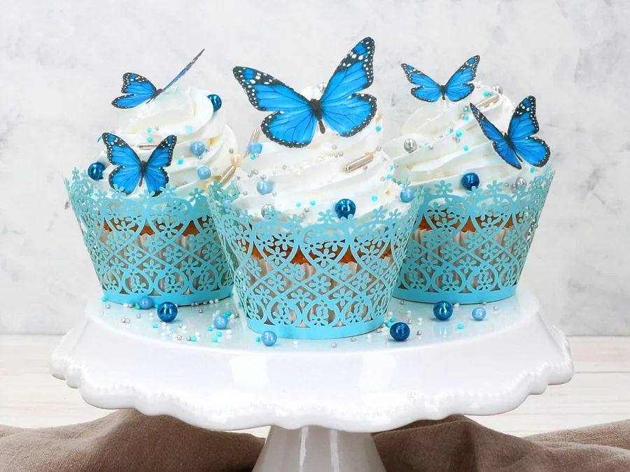 Sada modrých motýlků z jedlého papíru 29 ks, 10 g – Cake Masters