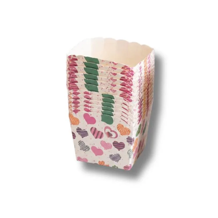 Hranaté pevné košíčky na muffiny Srdíčka barevná 6 × 5 cm (12 ks)