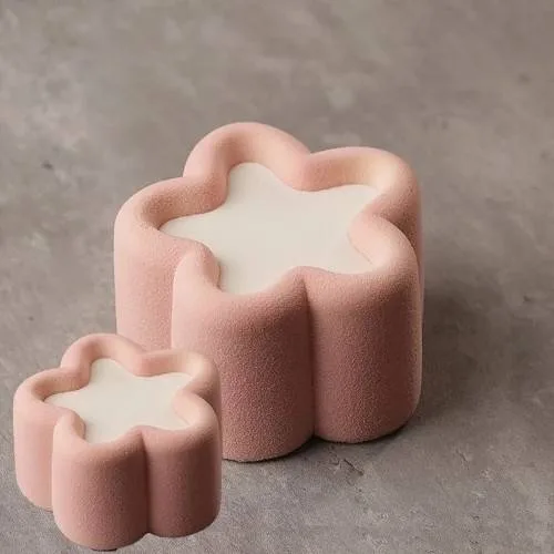 Silikonová forma na pečení a mražené dezerty Květina, 10,5 cm