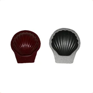 Formička na cukroví mušle teflonová 30x30 mm, 20 ks – Smolík