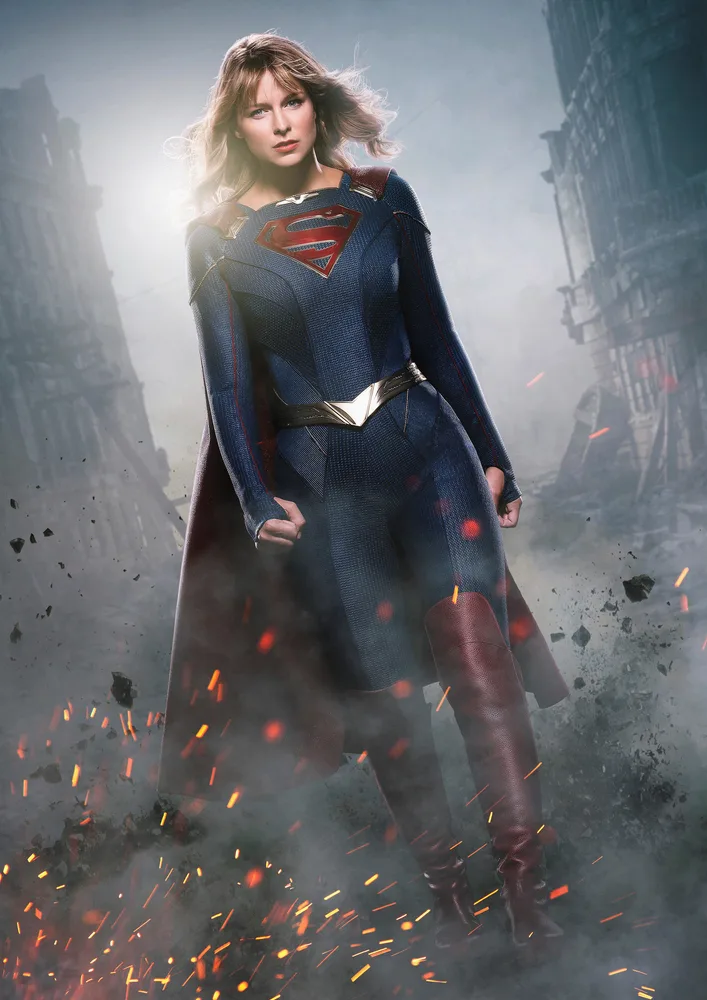 Supergirl – hrdinka v kostýmu – jedlý papír na hranatý dort – jedlý obrázek na dort