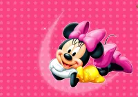 Mickey a Minnie – usměvavá Minnie na růžovém pozadí – jedlý papír na hranatý dort