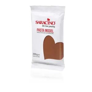 Modelovací fondán na dort Saracino hnědý 250 g – SARACINO