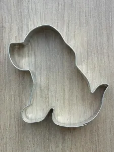Vykrajovátko Sedící pes – štěňátko 9,4 × 6 cm – Felcman