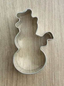 Vykrajovátko sněhuláček 30 x 47 mm – Felcman