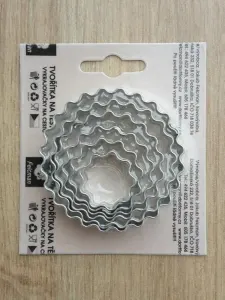 Vykrajovátka vroubkovaná kolečka 24–60 mm – Felcman