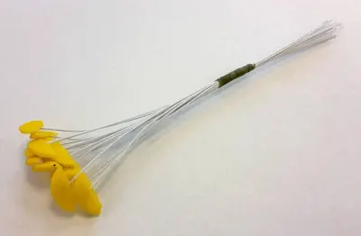 Pestíky na lilie žluté, 13 ks (13 cm)