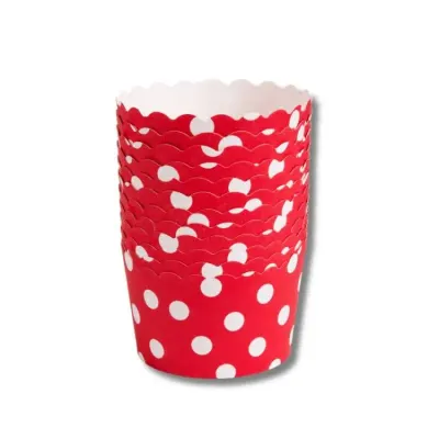 Pevné papírové košíčky na muffiny s puntíky červené 6x5,5 cm (12 ks)