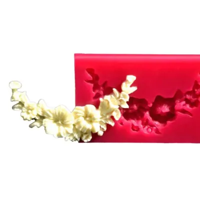 Silikonová forma Květinová bordura 2 × 6 cm – Cesil
