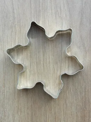 Vykrajovátko sněhová vločka 80 x 80 mm – Felcman