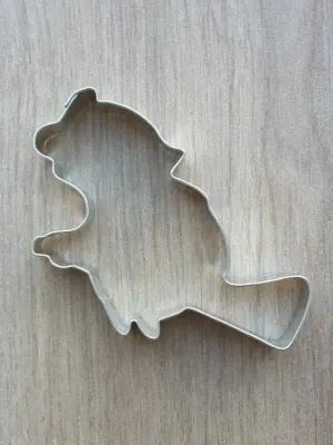 Vykrajovátko čarodějnice 80 × 56 mm – Felcman