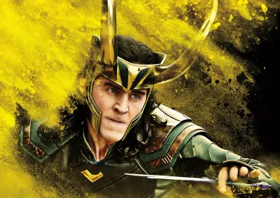 Avengers – Loki se zlatou helmou a dýkou – jedlý papír na hranatý dort